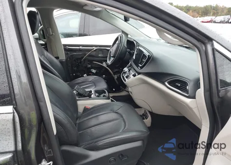 2020 Chrysler Pacifica Touring L Plus z USA, uszkodzony, nr VIN 2C4RC1EGXLR165753